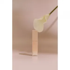 thim Essential Lip Milk lesk na pery s krémovou textúrou pre výživu a hydratáciu 7 g