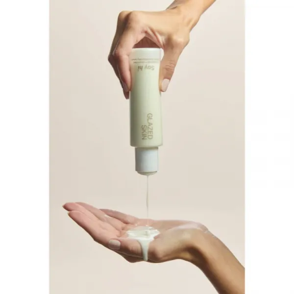 Say Hi Glazed Skin mliečne pleťové sérum s ceramidy a peptidy 100 ml