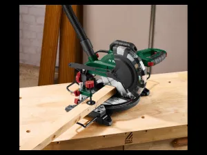 Parkside® Skracovacia a pokosová píla PKS 1500 C4