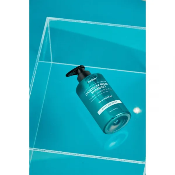 KUNDAL Dandruff Relief Shampoo Apple Green Tea šampón proti lupinám a svrbeniu pre suchú pokožku 500 ml