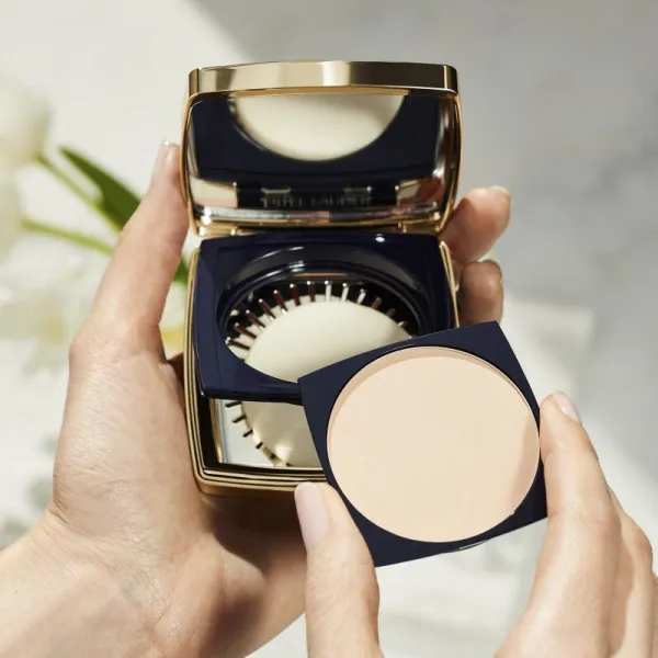 Estée Lauder Double Wear Stay-in-Place Matte Powder Foundation púdrový make-up SPF 10 odtieň 4C1 Outdoor Beige 11 g