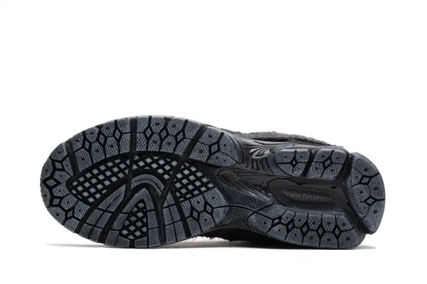 New Balance 2002R Protection Pack "Phantom" (M2002RDB)