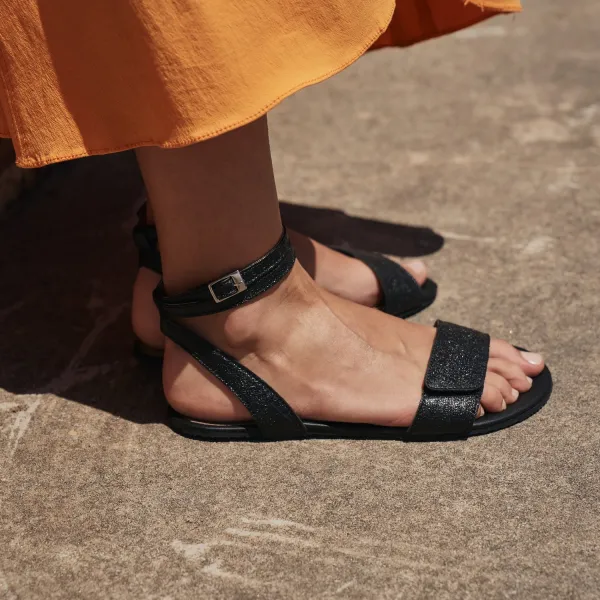 Barefoot sandále DAISY 2.0 Black Crackle