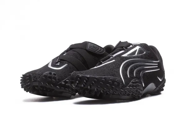Puma Mostro Mettallic "Black" (40101501)
