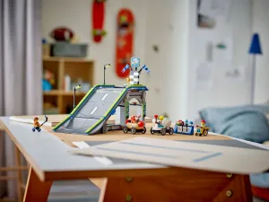 LEGO® City 60460 Tvoje pravidlá Pretekárska dráha s rampami