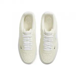 Dámska vychádzková obuv NIKE Court Vision Low Next Nature white pale ivory black
