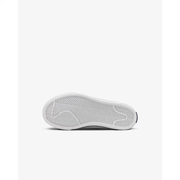 Chlapčenská rekreačná obuv NIKE Court Legacy K white midnight navy white