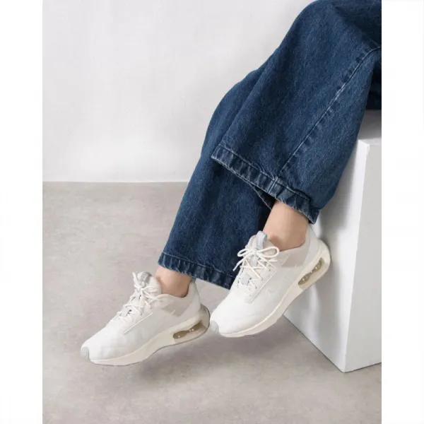 Dámska rekreačná obuv NIKE Air Max INTRLK Lite phantom light brown light silver