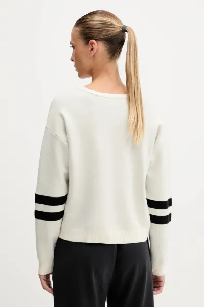Sveter Dkny