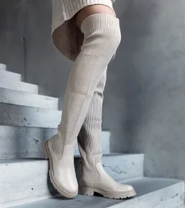 Gemre Bežové dlhé čižmy s elastickým zvrškom Daryla.