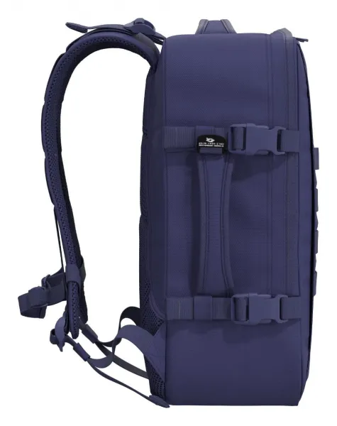 Cestovný batoh do lietadla CabinZero Military 28L Galaxy Blue