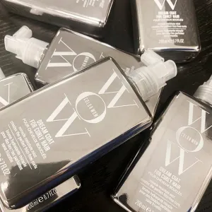 Color WOW Dream Coat Curly Hair sprej pre definíciu vĺn 200 ml