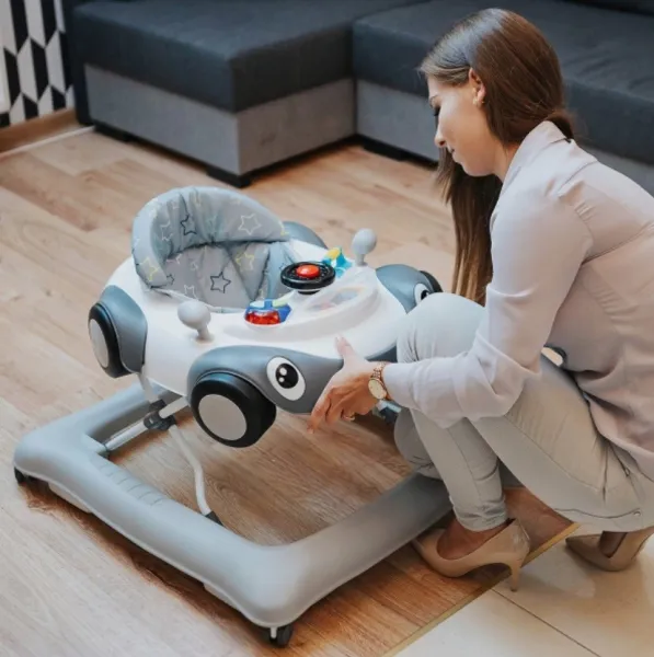 Chodítko pre bábätko Cars - hnedé