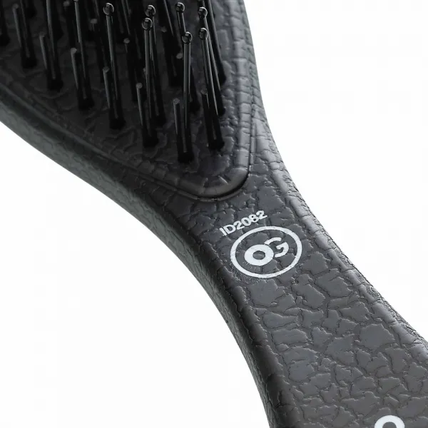 Olivia Garden Essential Style Blend Color & Care Black kefa na vlasy na aplikáciu vlasovej kozmetiky 1 ks