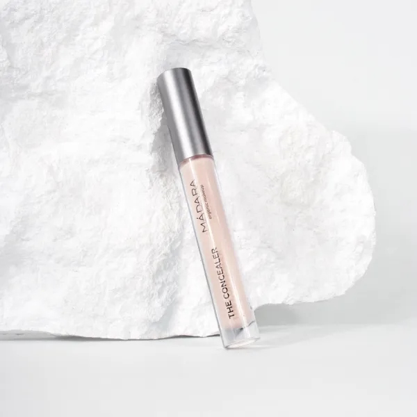 MÁDARA The Concealer krémový krycí korektor odtieň #25 Latte 4 ml