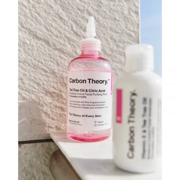 Carbon Theory Tea Tree Oil & Citric Acid hĺbkovo čistiace tonikum pre problematickú pleť, akné 250 ml