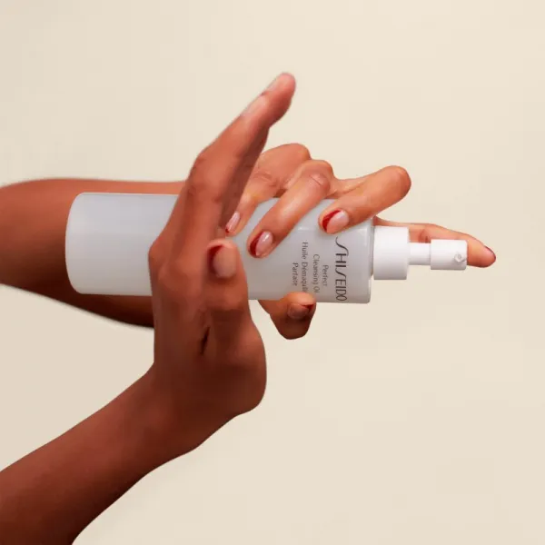 Shiseido Generic Skincare Perfect Cleansing Oil čistiaci a odličovací olej 180 ml