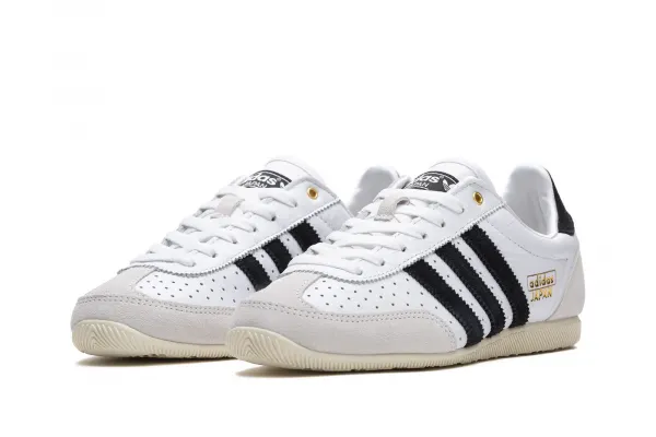adidas Japan "Cloud White Core Black" (IH5489)
