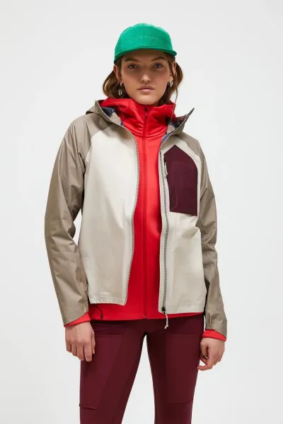 Bunda Peak Performance W Trail 3L Hipe Jacket Sand Fog