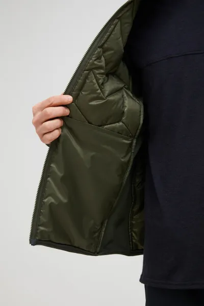 Bunda Peak Performance M Elevate Liner Hybrid Ho Pine Needle
