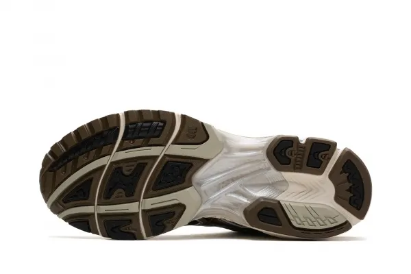 Asics Gel-Nimbus 10.1 "Cream Pure Silver" (1203A543-107)