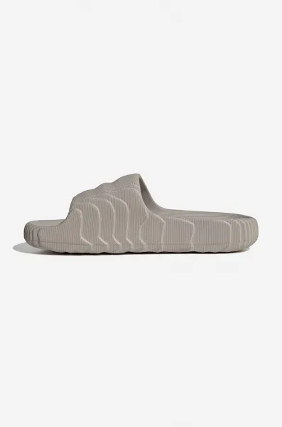 Šľapky adidas Orginals Adilette 22 HQ4670-grey, šedá farba