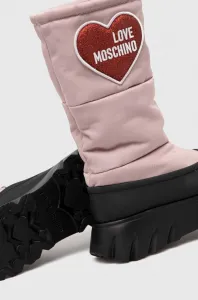 Snehule Love Moschino