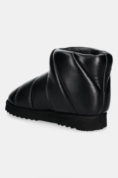 Snehule Stand Studio Darby Boot
