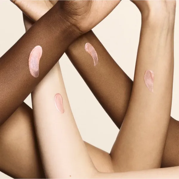 Valentino Born In Roma Body Shimmer rozjasňujúca gélová emulzia 125 ml