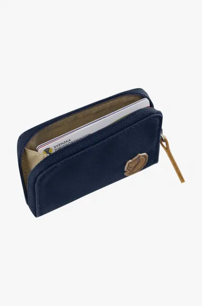 Puzdro na karty Fjallraven Zip Card Holder tmavomodrá farba, F24218