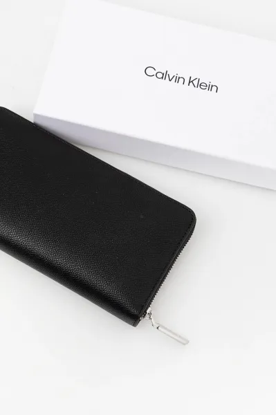 CALVIN KLEIN WOMEN'S WALLET BLACK