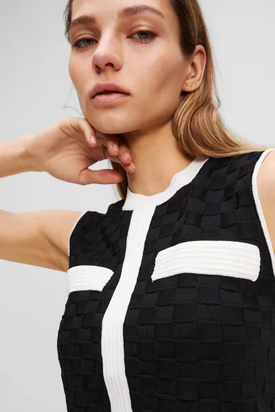 Sveter Karl Lagerfeld Contrast Sleeveless Knit Top Black
