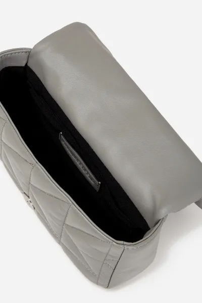 Kabelka Karl Lagerfeld K/Kuilt Sp Sm Wrinkle Cb Cloud Grey