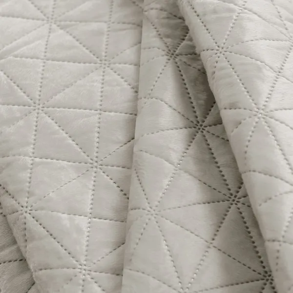 Restilo Prešívaný prehoz na posteľ LAILA 170x210 krémový
