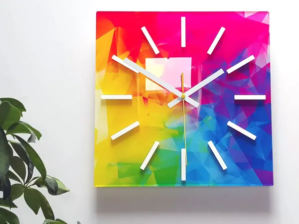 ModernClock Nástenné hodiny Amazing farebné