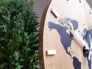 ModernClock Nástěnné hodiny World Wood černé