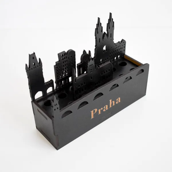 Drevený držiak na perá - Praha