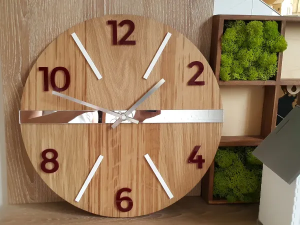 ModernClock Nástenné hodiny Dubové Luxusné hnedé