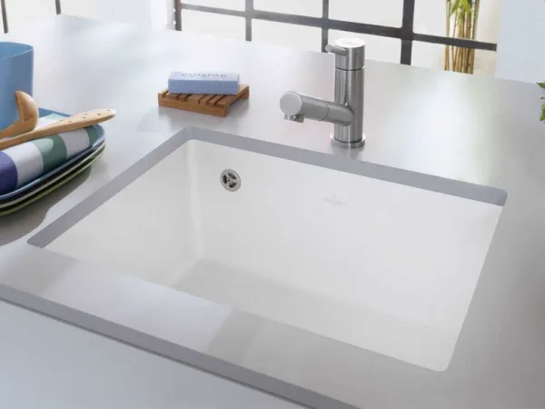 VILLEROY & BOCH VILLEROY & BOCH - Keramický drez Subway 60 SU Graphit podstavný 545 x 440 bez excentra 331001i4