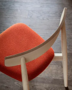 Jedálenská stolička Claretta, viac variantov - Miniforms Materiál: Černý jasan, Látka: skupina E