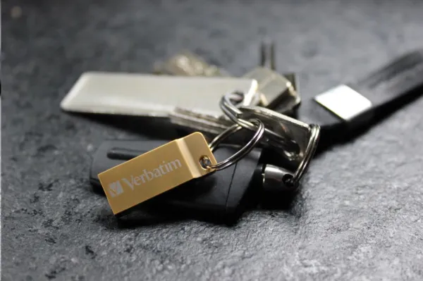 VERBATIM Flash disk 32 GB Metal Executive, USB 3.0, zlatá