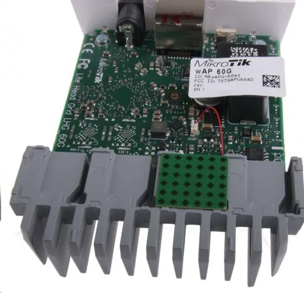 MikroTik wAP 60G AP (RBwAPG-60ad-A), 1Gbps full-duplex bez káblov, 802.11ad, 60GHz, AP, až 8 klientov, vrátane.L4