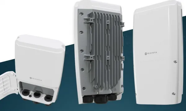 MikroTik Cloud Router Switch CRS305-1G-4S+OUT, FiberBox Plus