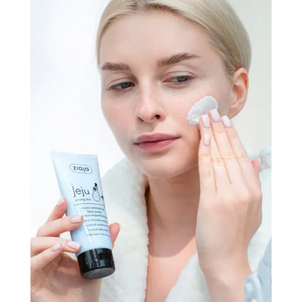 Ziaja Jeju Young Skin čistiaca peelingová pasta 75 ml