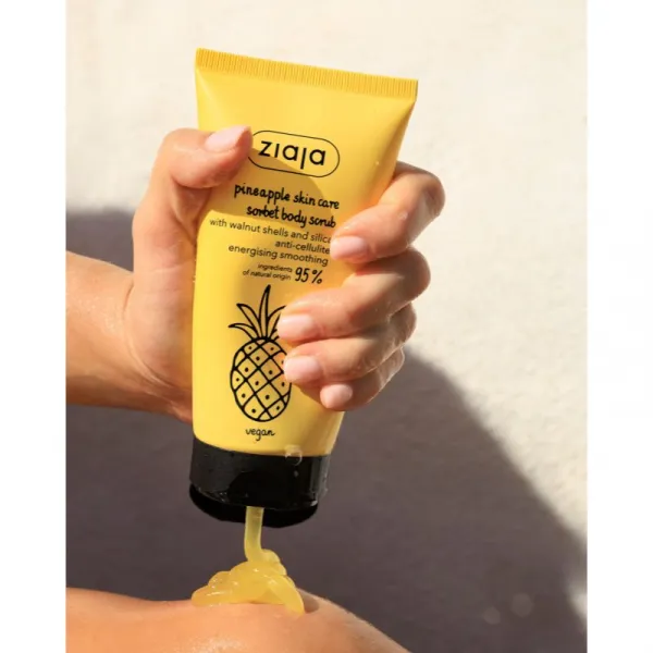 Ziaja Pineapple jemný telový sorbet s peelingovým efektom 160 ml
