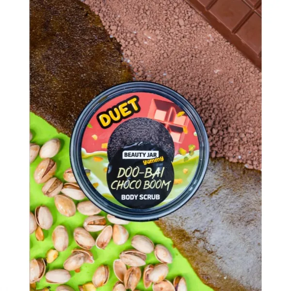 Beauty Jar Yummy Doo-Bai Choco Boom jemný telový peeling 360 g