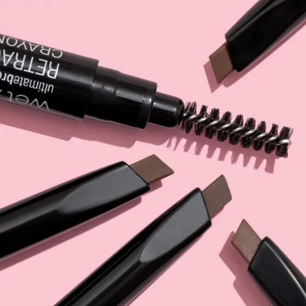Wet n Wild Ultimate Brow obojstranná ceruzka na obočie s kefkou odtieň Medium Brown 0.2 g