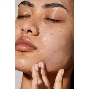 Omorovicza Queen Serum omladzujúce pleťové sérum 30 ml