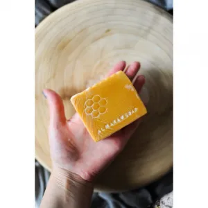 Almara Soap Fancy Medový Kvet ručne vyrobené mydlo 100 g