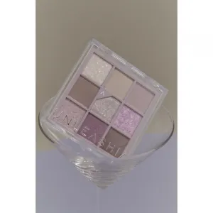 Unleashia Glitterpedia Eye Palette paletka očných tieňov odtieň No.4 All of Lavender Fog 6.2 g